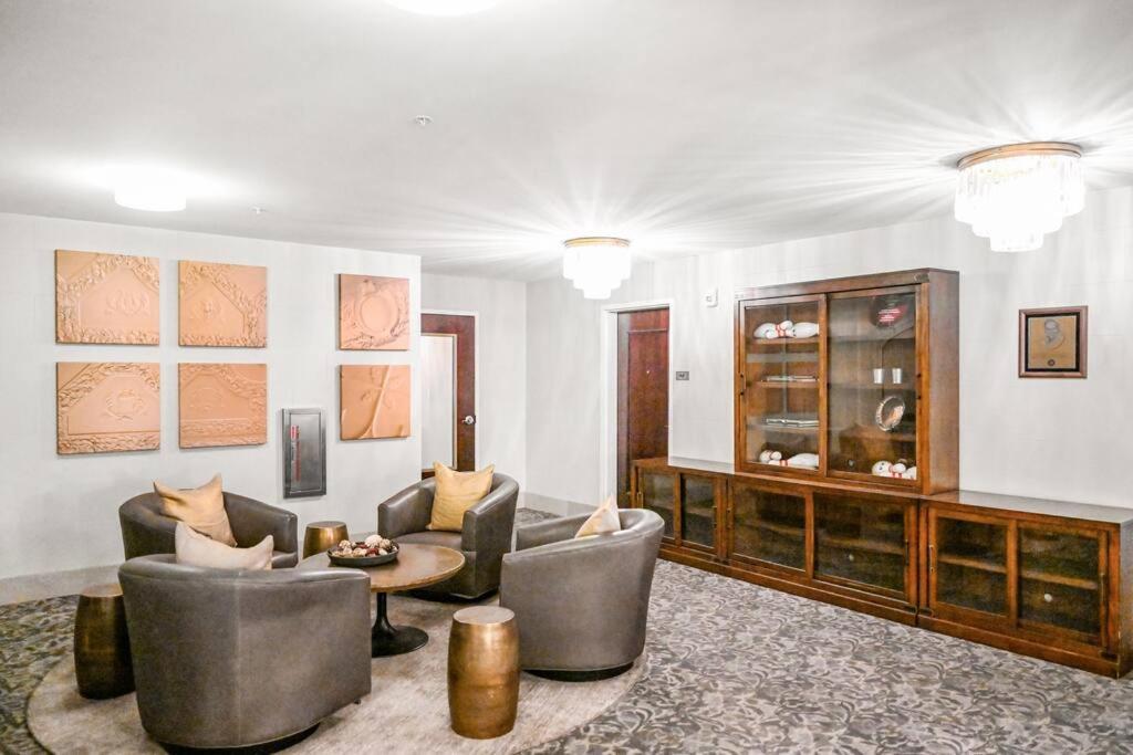 2Br Unit In The Heart Of Dt On Playhouse Square, With Pool And Gym Access-1106 Apartment Cleveland Exterior foto
